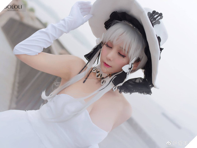 Bộ ảnh cosplay gợi cảm về cô nàng tóc bạch kim Emilia trong Re:Zero