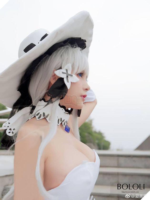Bộ ảnh cosplay gợi cảm về cô nàng tóc bạch kim Emilia trong Re:Zero