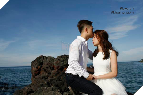 Chuyện tình chàng game thủ tặng nàng chủ quán... viên gạch nhân kỷ niệm 6 năm ngày yêu 