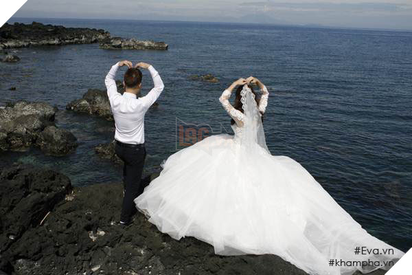 Chuyện tình chàng game thủ tặng nàng chủ quán... viên gạch nhân kỷ niệm 6 năm ngày yêu 