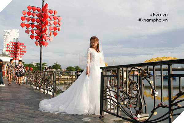 Chuyện tình chàng game thủ tặng nàng chủ quán... viên gạch nhân kỷ niệm 6 năm ngày yêu 