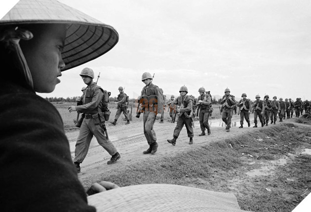  The Vietnam War - Phim tài liệu mà người Mỹ và người Mỹ gốc Việt chờ đợi 6