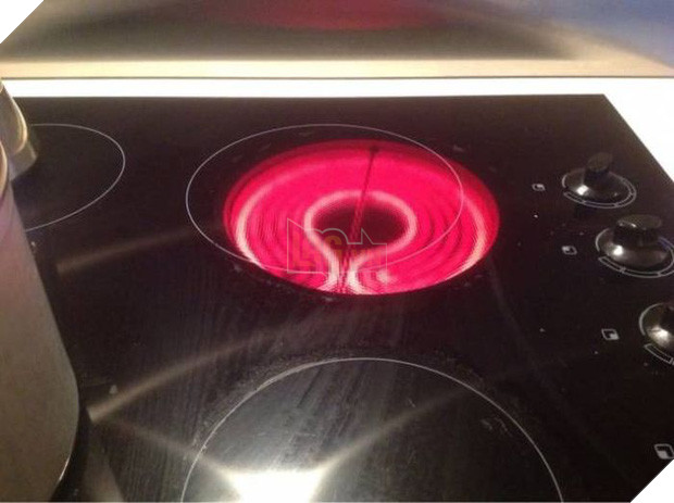 17 khoảnh khắc lệch lạc trong cuộc sống khiến bạn cảm thấy ngứa mắt - Ảnh 19.