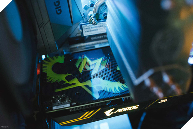 Ăn mừng tuyển LMHT Việt đi chung kết thế giới, Gigabyte làm hẳn card đồ họa có logo GAM siêu đẹp