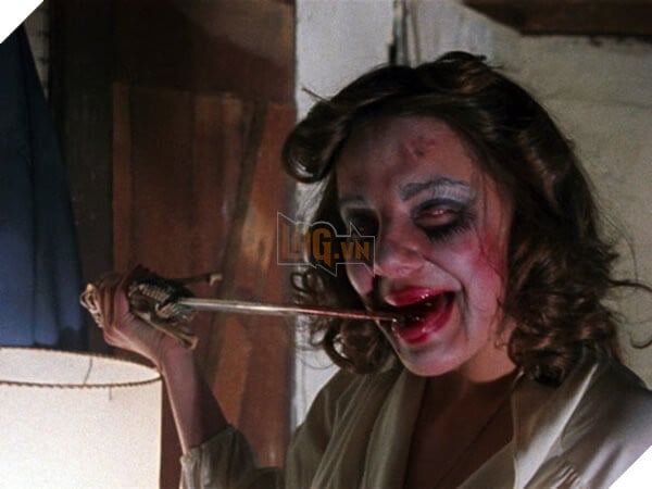 phim kinh dị Top 10 phim kinh dị về 'ngôi nhà ma ám' ấn tượng nhất của Nhật Bản và Mỹ evil dead gore