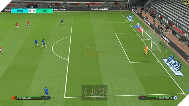 Nhìn hai top team Ngoại Hạng Anh cứ như đá tập, đìu hiu như chùa bà Đanh, nhưng thôi chơi mượt là tốt quá rồi.