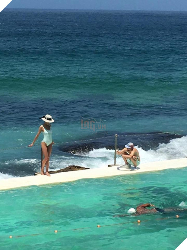 Phía sau 22 bức ảnh phụ nữ chân dài là công sức của những người đàn ông miệt mài - Ảnh 43.