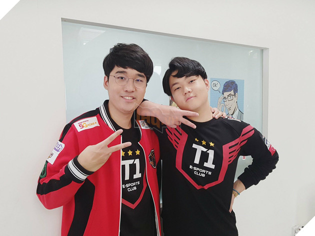 Lộ diện trang phục Faker và đồng đội SKT T1 mặc đi dự CKTG LMHT mùa 7