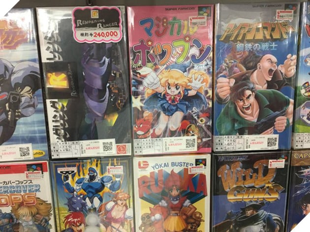 
Bộ ba game dành cho Super Famicom là Rendering Ranger R2 - Magical Popn - Iron Commando
