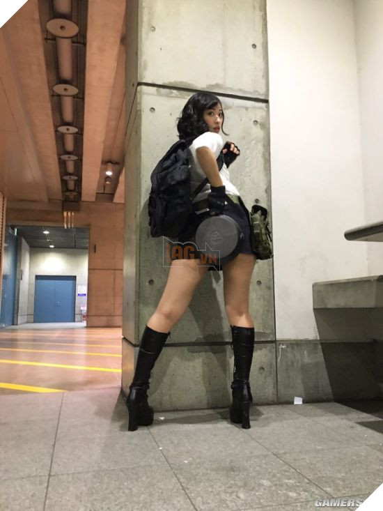 Nữ người mẫu Gravure Nhật Bản cosplay PUBG quá gợi cảm, đến nỗi NPH cũng phải khen ngợi