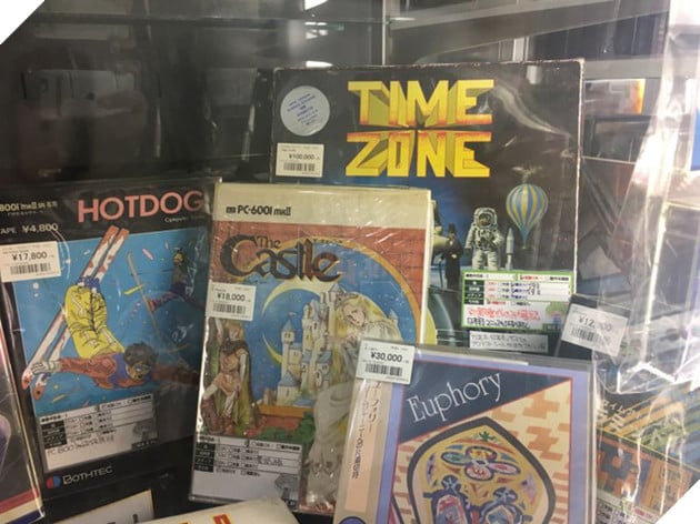 
Bản sao của game Time Zone dành cho máy tính Apple II có giá hơn 20 triệu đồng
