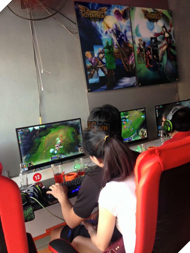 Nàng Lee Sin “Ngũ Hành Sơn” tuổi 18 của tôi 6