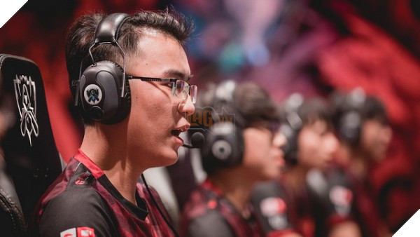 Trước thềm đại chiến YG vs WE: “Mùa giải thần kỳ” của Young Generation 3