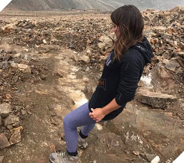  Nghe lời đồn về tiếng chó sủa như khóc suốt đêm, cô gái quyết đi tìm và phát hiện sự thật - Ảnh 1.