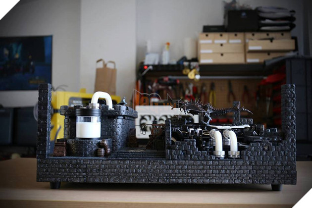 Bộ máy tính bàn cờ ma thuật chất đến từng mili-mét, không thể nào rời mắt nổi!