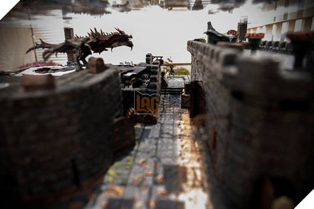 Bộ máy tính bàn cờ ma thuật chất đến từng mili-mét, không thể nào rời mắt nổi!