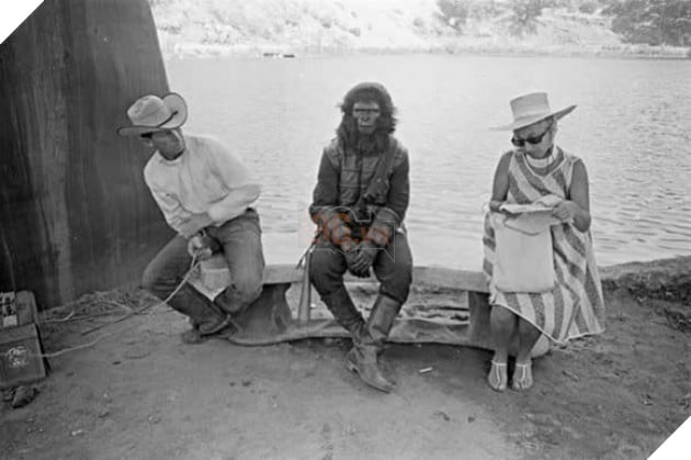 30 bức ảnh hết sức vui nhộn về cảnh hậu trường của các bộ phim nổi tiếng