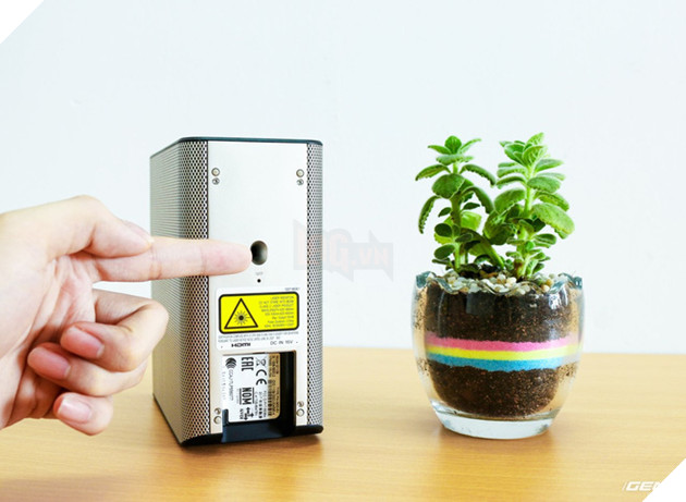 Trên tay và trải nghiệm Sony Xperia Touch: chiếc máy chiếu đến từ tương lai 8