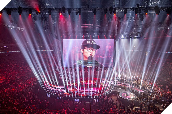 skt-t1-faker-worlds-2015