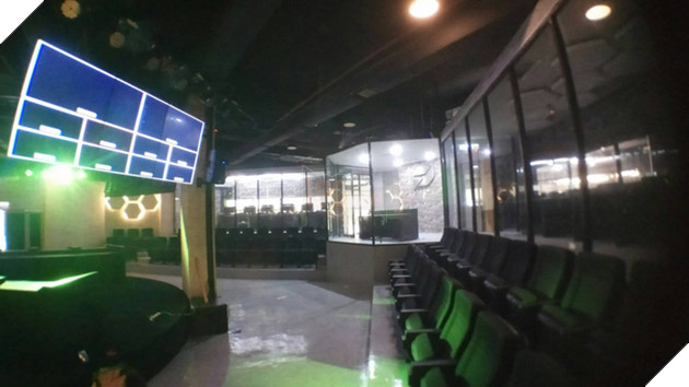 Choáng ngợp với quán net siêu sang tại Malaysia, nhìn không khác gì khách sạn 5 sao dành cho đại gia