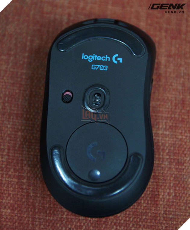 Đánh giá chuột Logitech G703: Lựa chọn không dây hàng đầu cho game thủ FPS 12