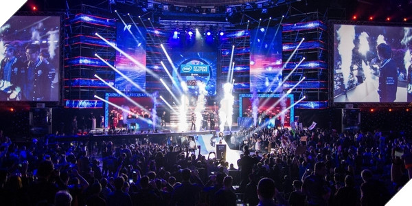 Thế giới eSport là nơi các game thủ có thể nổi lên nhanh và rời đi ... nhanh không kém