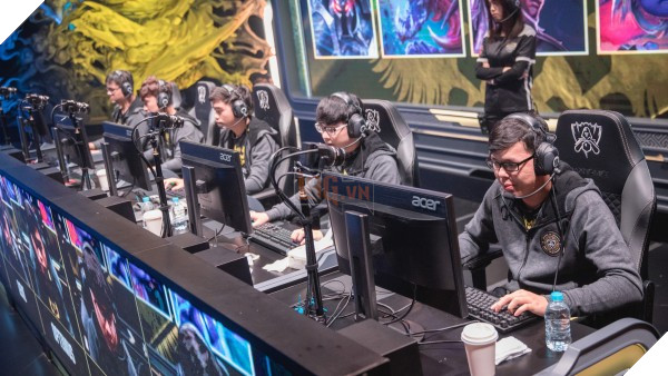  CKTG 2017 Tổng kết lượt đi bảng A và B: Giống nhau đến lạ kỳ 6