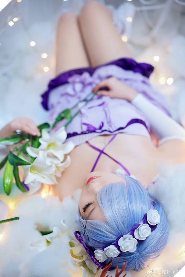 Ngắm cosplay nàng hầu Rem cực dễ thương đốn tin fan Anime