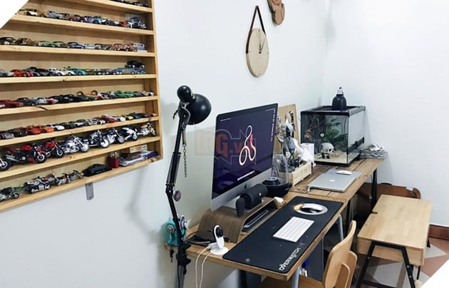 Góc chơi game cực chất có cả tủ nuôi rắn của một game thủ Việt