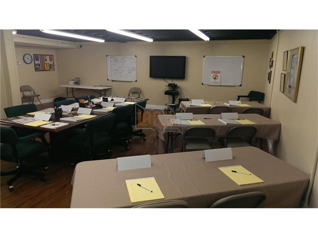 Hóa ra hầm tránh bom trong Fallout có thật ngoài đời, giá lên đến 340 tỷ