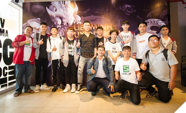 Không khí sôi động và hào hứng tại Viewing Party ở CGV Golden Plaza trước trận đối đầu của GAM vs LZ 6