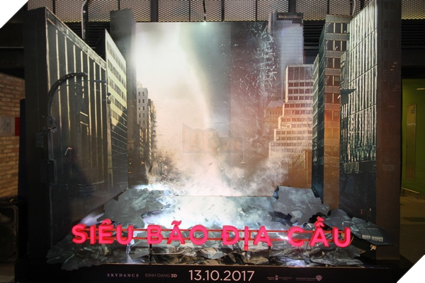 Background phim thể hiện khung cảnh thảm họa khốc liệt