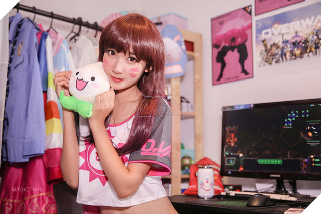 Cosplay D.Va cực gợi cảm trong Overwatch khiến game thủ không khỏi nóng mắt