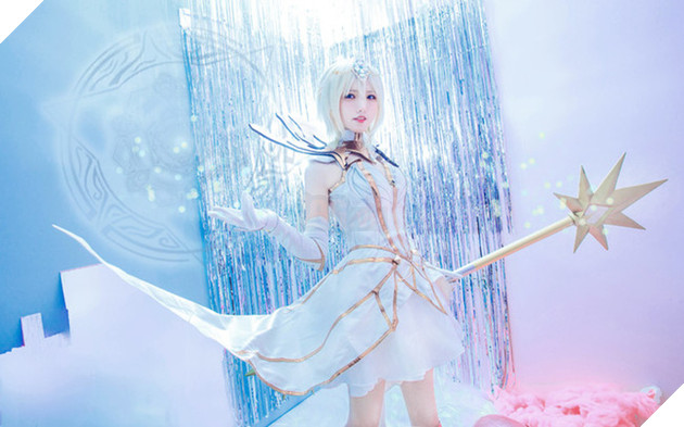 Xao xuyến với cosplay Lux Thập Đại Nguyên Tố cực đáng yêu trong Liên Minh Huyền Thoại 2