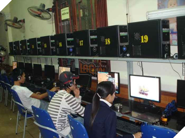 Vác dao đi săn địch thủ tại quán internet, thanh niên chém nhầm người đang nằm ngủ. 2
