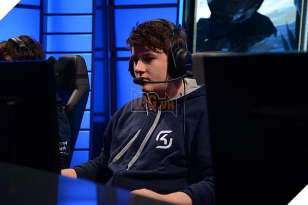  CKTG 2017 TSM Svenskeren: “Đó thực sự là một ý tưởng khá tồi tệ khi bị đem ra làm vật hy sinh”