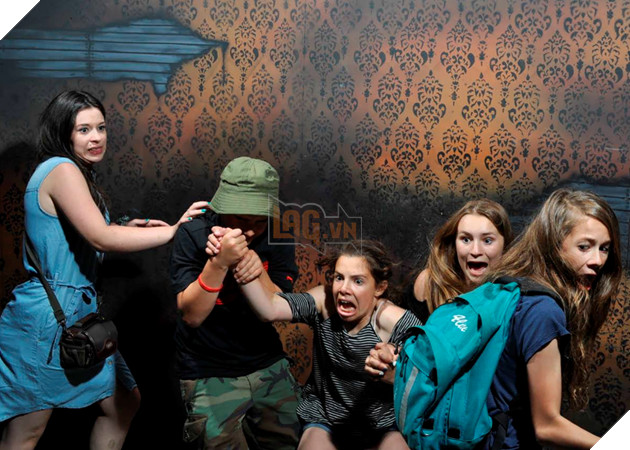 1001 biểu cảm xấu phát hờn của những người đã nhát gan còn thích đi nhà ma - Ảnh 25.