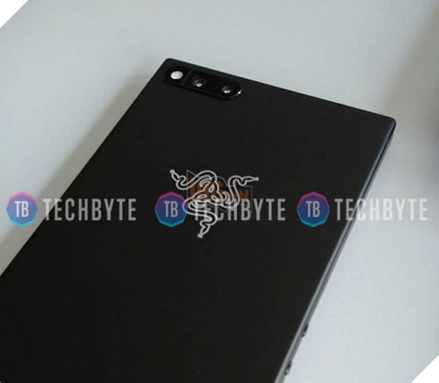 Lộ hình ảnh về chiếc smartphone khủng của Razer