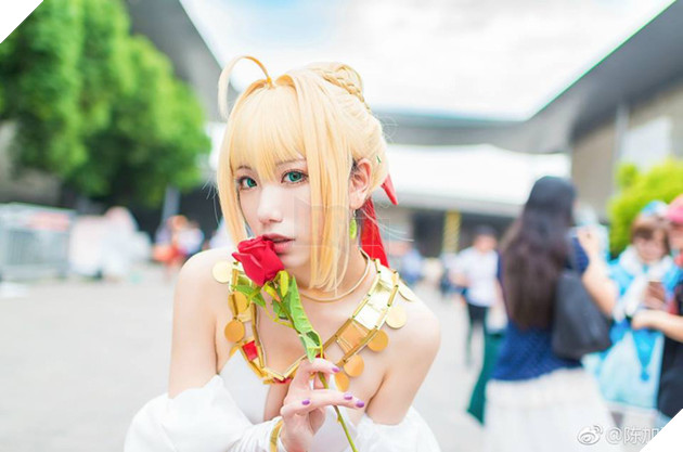 Cùng ngắm cosplay nàng Saber cực nóng bỏng và gợi cảm