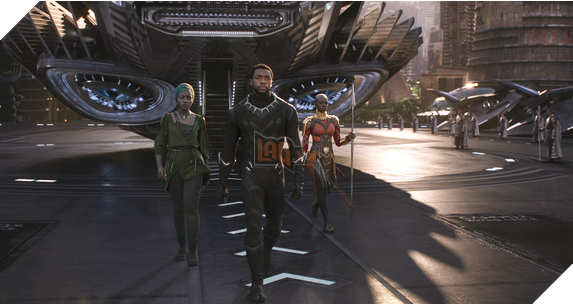 
Black Panther xuất hiện với tạo hình cực ngầu
