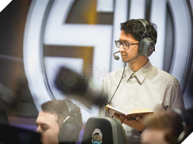 Sau Optimus, đến lượt HLV Team SoloMid chia tay với đội tuyển của mình