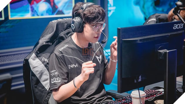 23815900098_2d5e5437d3_z