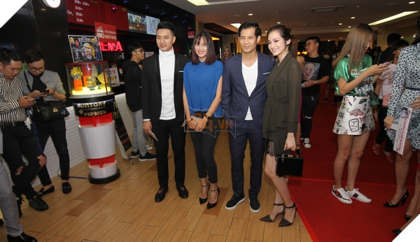 (Từ trái qua) Duy Linh, Diễm Châu, Thanh Trúc và Trương Tri Trúc Diễm