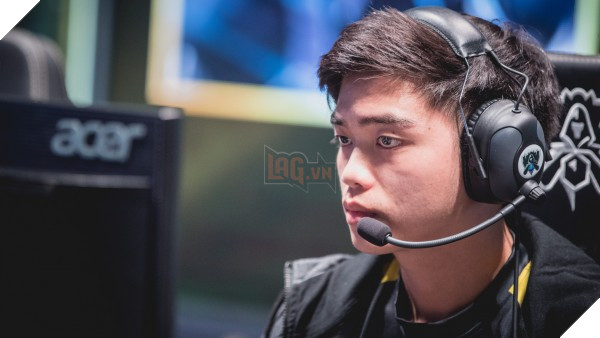 Phản ứng của cộng đồng LMHT thế giới khi Optimus rời GAM, được ví như Marin rời SKT T1