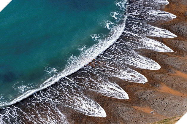 Tuyển tập những tác phẩm khiến bạn đau não không hiểu có phải Photoshop hay không - Ảnh 1.