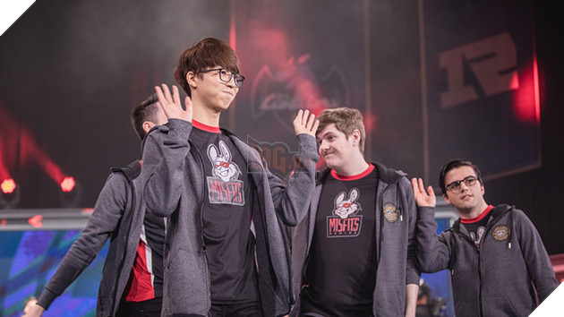 37018149883_5bfcf72a33_z