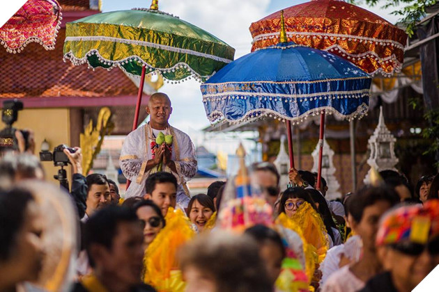 Vì sao Thánh Muay Thái Buakaw bất ngờ xuống tóc đi tu? - Ảnh 3.