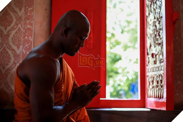 Vì sao Thánh Muay Thái Buakaw bất ngờ xuống tóc đi tu? - Ảnh 4.