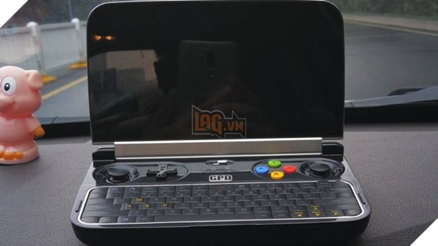 Rò rỉ hình ảnh máy tính chơi game bỏ túi GPD Win 2