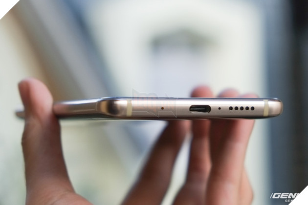 Mở hộp Huawei Mate 10 đầu tiên tại VN: điểm nhấn camera 15